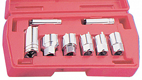 На сайте Трейдимпорт можно недорого купить Набор корончатых головок 8 предметов. 